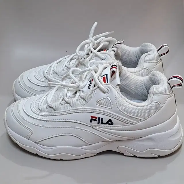 [FILA]운동화 화이트  어글리슈즈 FS1SIB1160X(240)