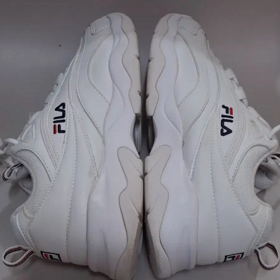 [FILA]운동화 화이트  어글리슈즈 FS1SIB1160X(240)