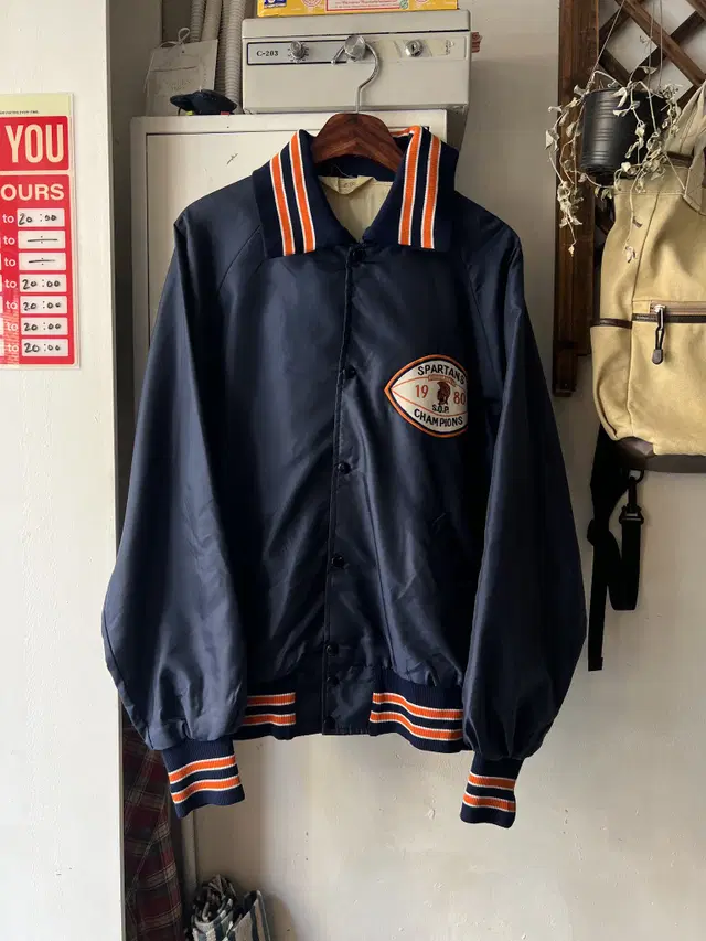 [XL]90's Made in USA 빈티지 럭비 자수 바시티 자켓