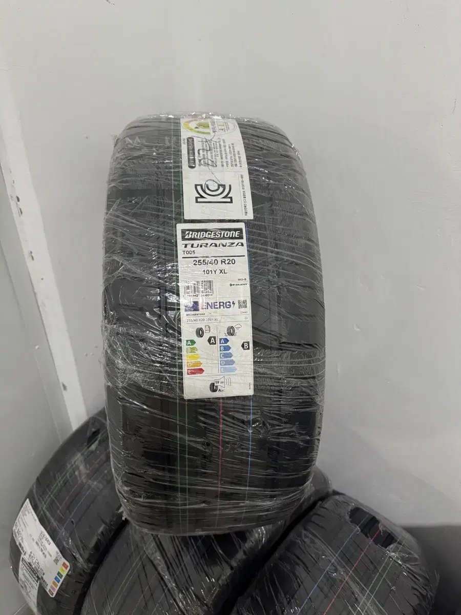 브릿지스톤 투란자T005(BRIDGESTONE TURANZA T005)판