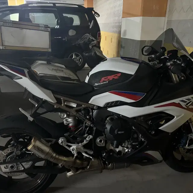 22년 12월 s1000rr m팩 판매합니다.