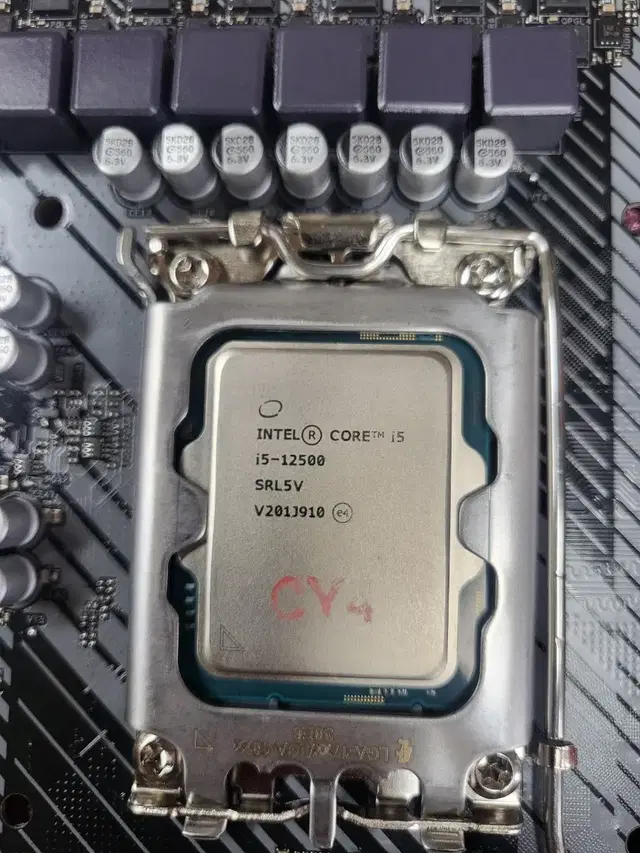 인텔 I5 12500 + ASROCK H610M-HDV DDR4