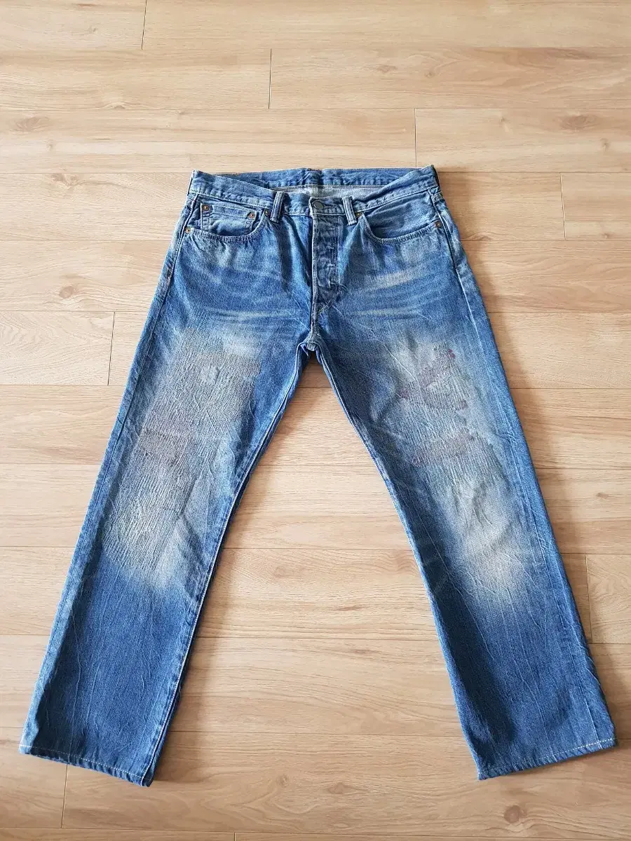 Levi's 501 Distressed Detail Cornmeal Selvedge Denim Size 32