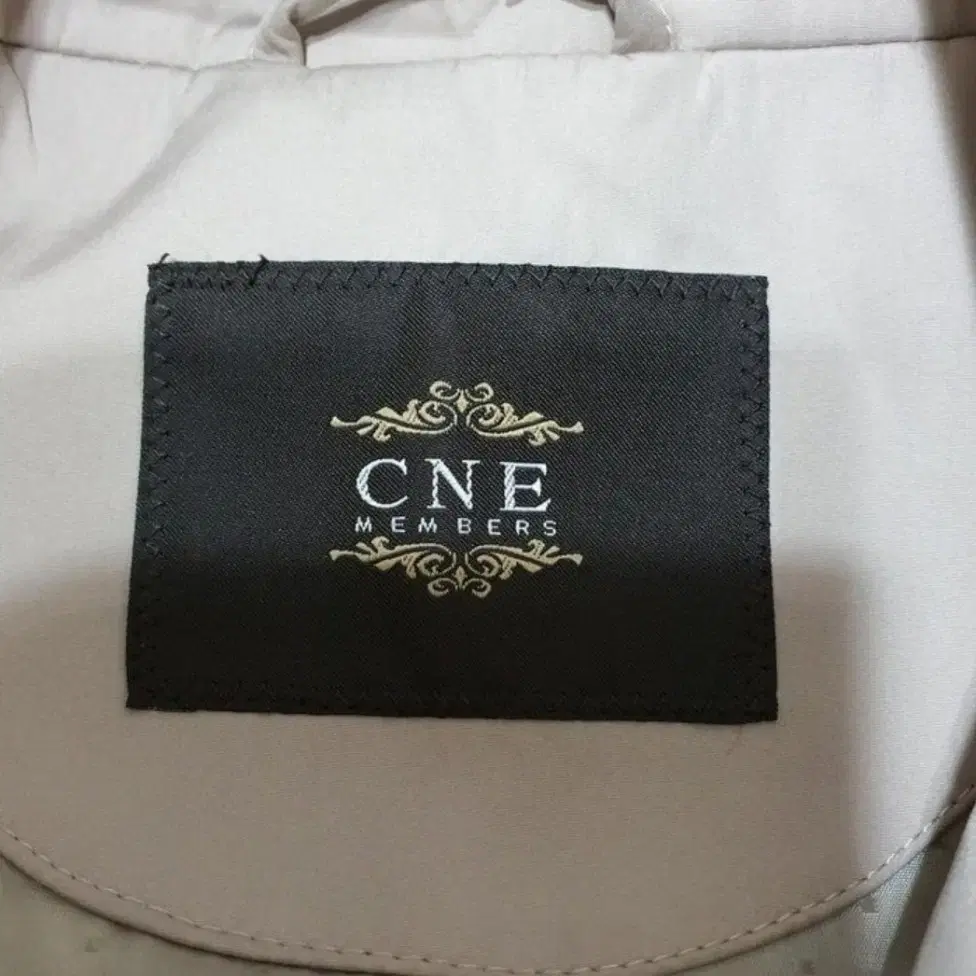 CNE/멤버스코트(105)새상품