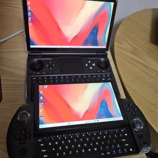 GPD win mini 7840U 64GB 2TB + 전용그립