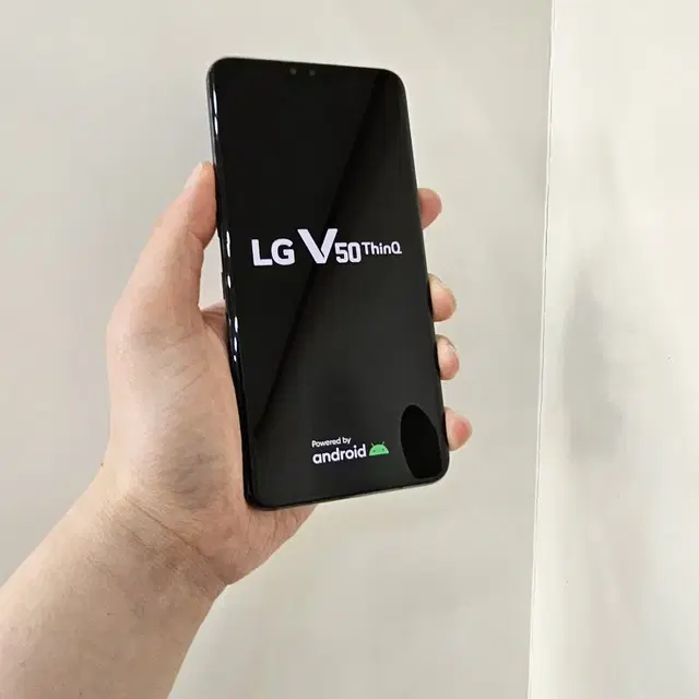 LG v50 블랙 듀얼스크린 A급 16에 판매합니다 ㅎㅎ