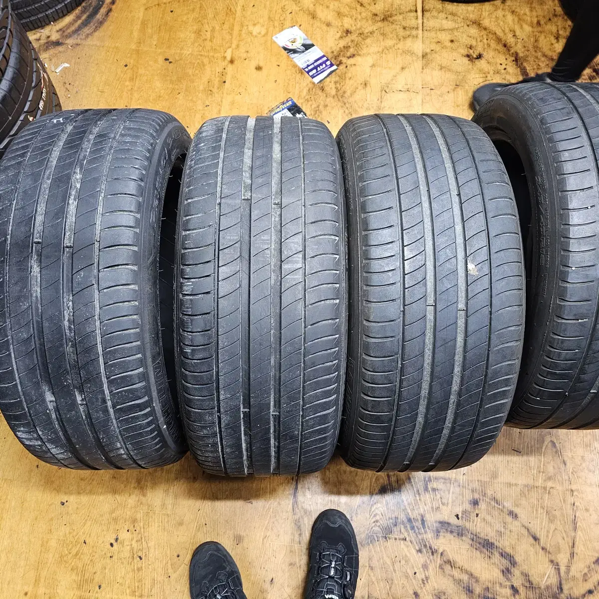 245/45R18  벤츠, BMW 순정 런플랫타이어 4본