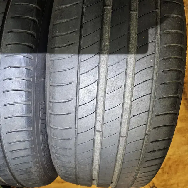 245/45R18  벤츠, BMW 순정 런플랫타이어 2본