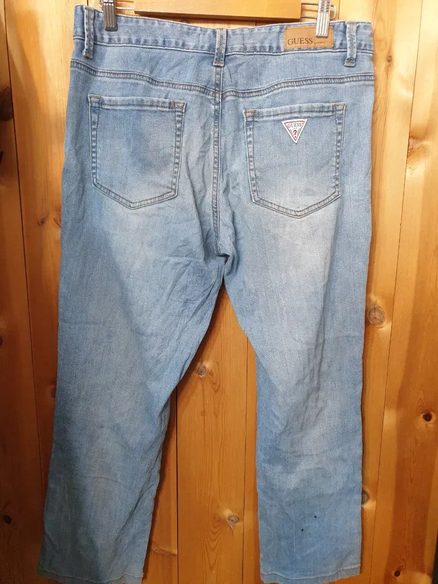 Gess Jeans32