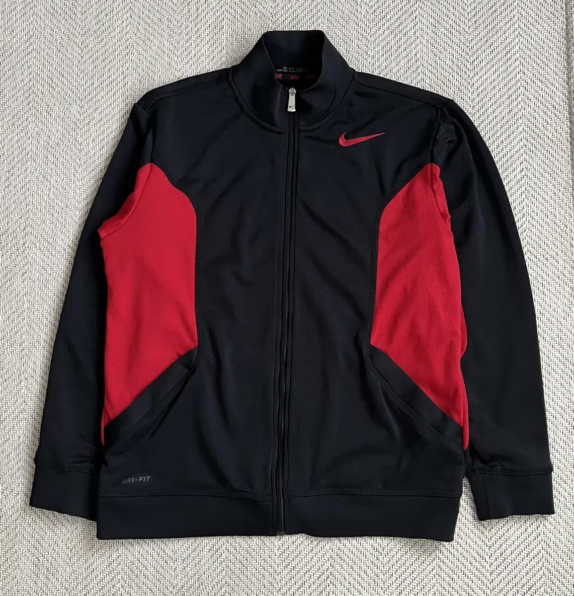 M) Nike Red Black Dry Fit Swoosh Jersey