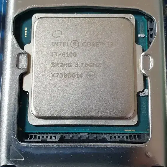 i3-6100 CPU