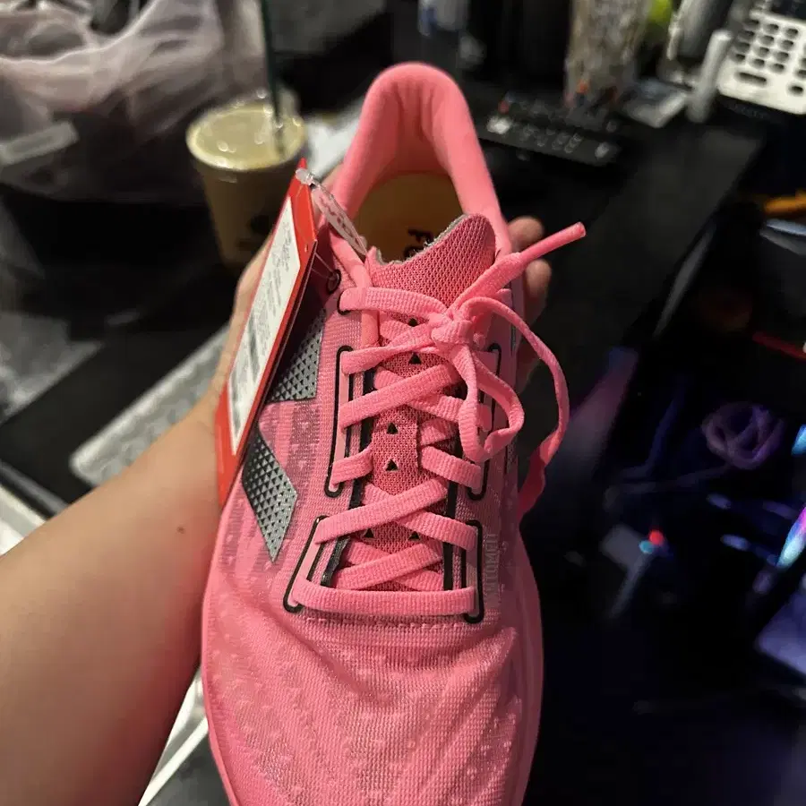 뉴발란스 레벨v4 핑크 new balance rebel v4 pink