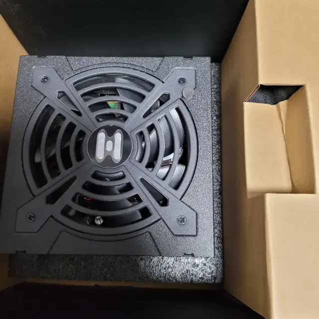 FSP Hydro g 1000W 파워 골드등급 팝니다