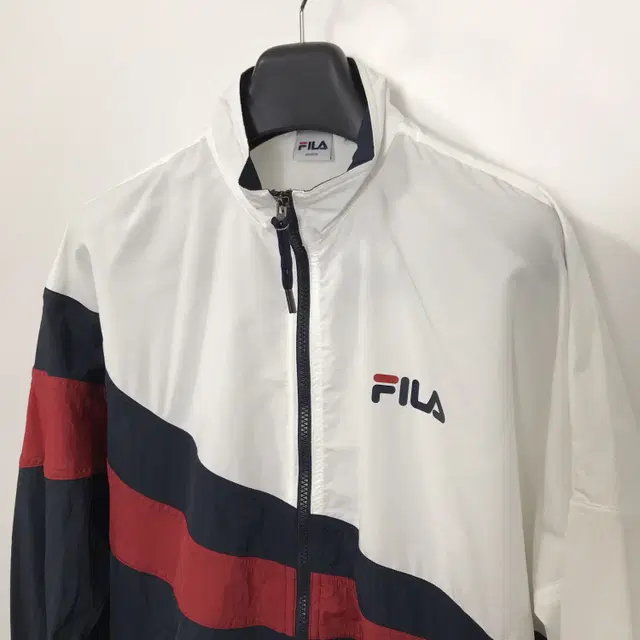 휠라 FILA 루즈핏 바람막이 [M]