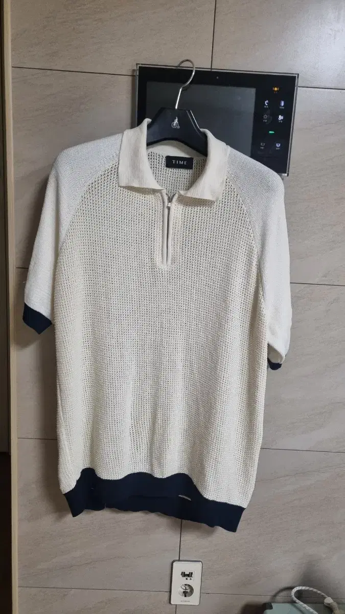 Hansom Time Homme Half-Zip Up Knit Top105