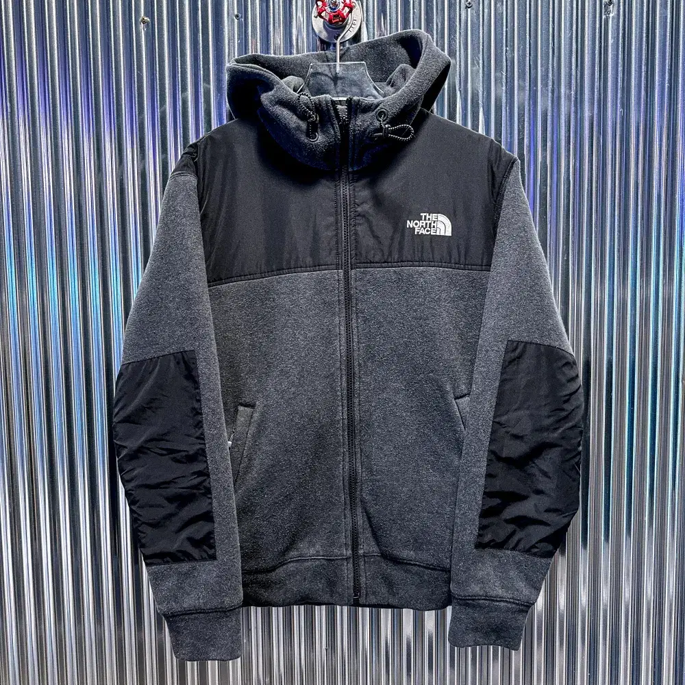 The North Face Padded Fleece Hooded Jacket (Domestic M) CD750