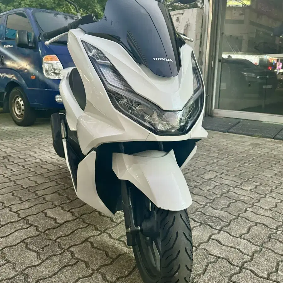 21년식 pcx 판매합니다