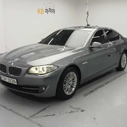 @13년식 BMW 5시리즈(6세대) 520d 무 전국최