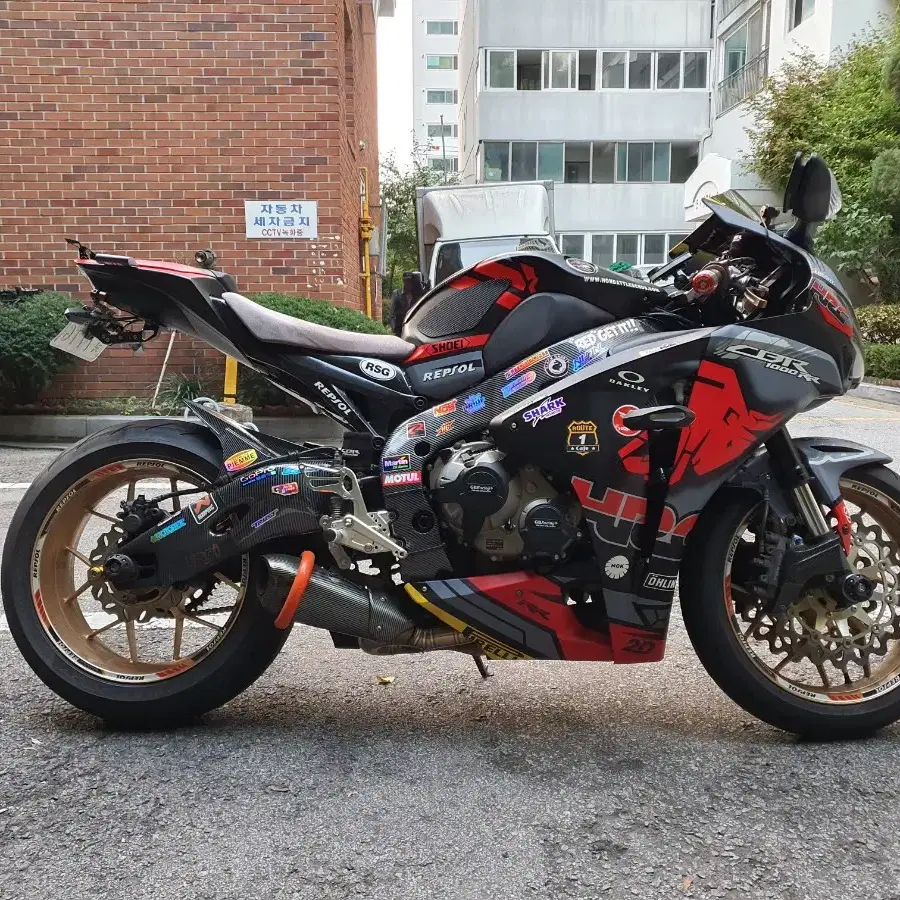 CBR1000RR 08 대차O 판매X mt09 z1000