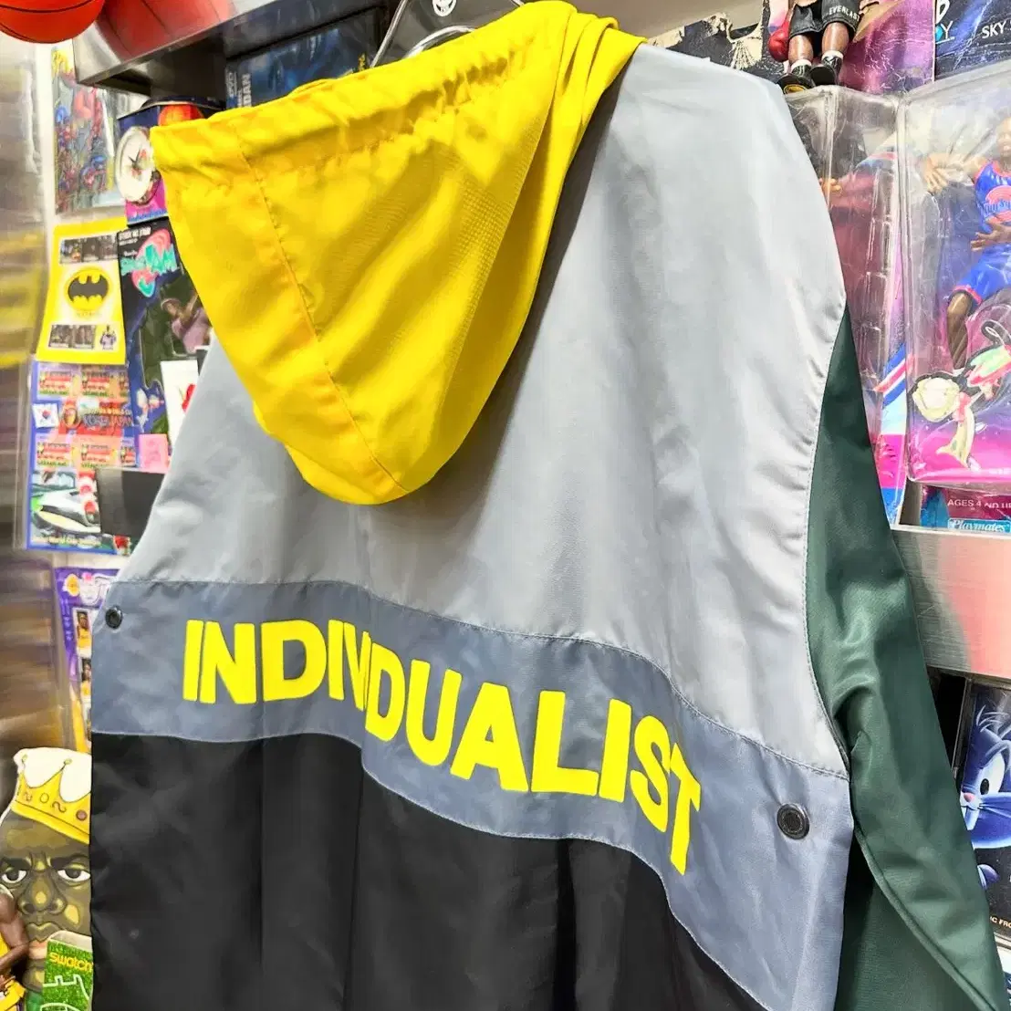 INDIVIDUALIST WINDBREAKER - MULTICOLOR