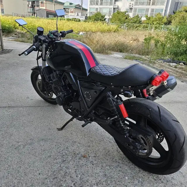 평택 천안 풀커스텀 혼다 cb400sf 판매해요. 충청 경기 아산 오산