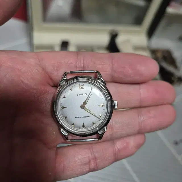 benrus 60s manual watch 32mm