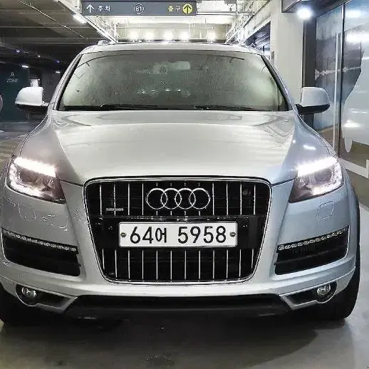 @14년식 아우디 Q7 3.0 TDI 콰트로 다이나믹