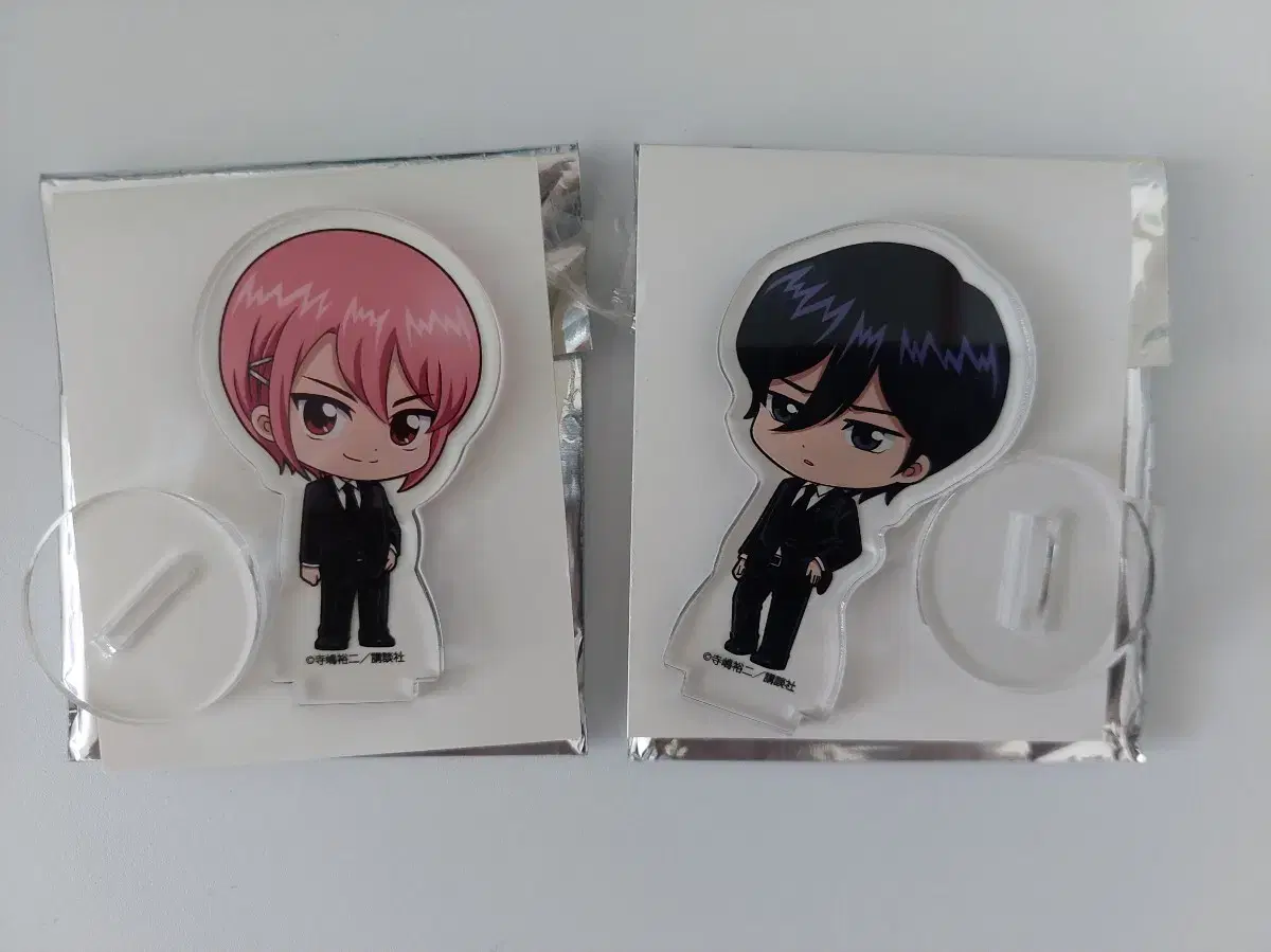 Daiei Acrylic Stands