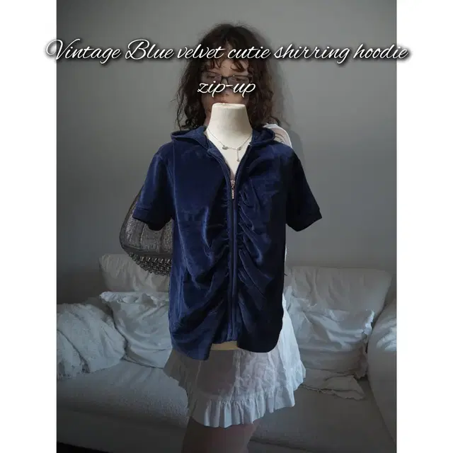 Vintage Blue velvet cutie shirring hoodi