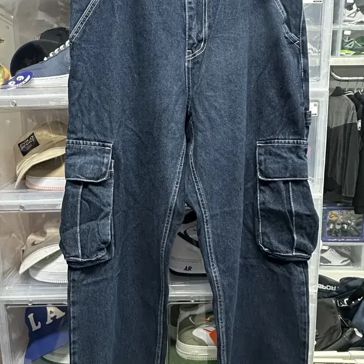 위켄더스 WEEKENDERS CARGO DENIM PANTS