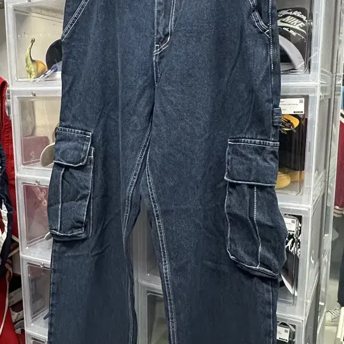 위켄더스 WEEKENDERS CARGO DENIM PANTS