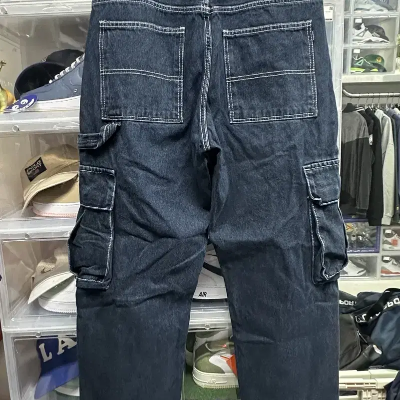 위켄더스 WEEKENDERS CARGO DENIM PANTS