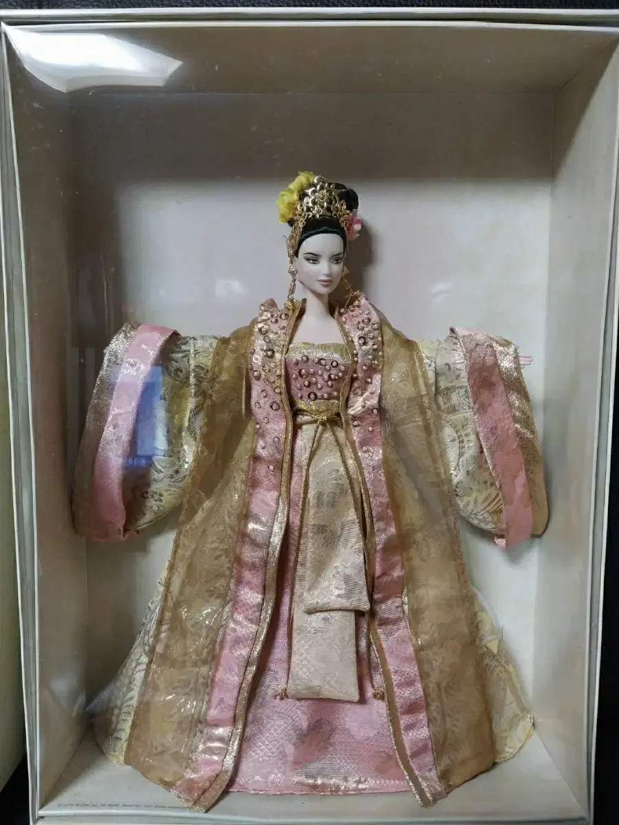 Gold Belle Golden Blossom Empress Barbie, Barbie Dolls