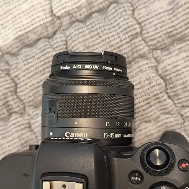 캐논 EOS M50 미러리스 카메라 판매합니다.