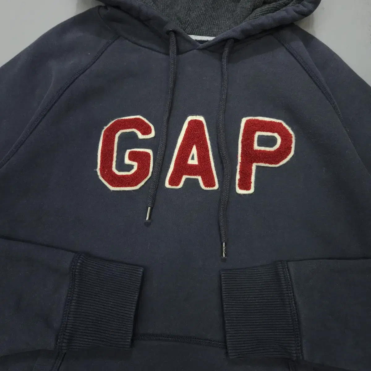 GAP 후드티