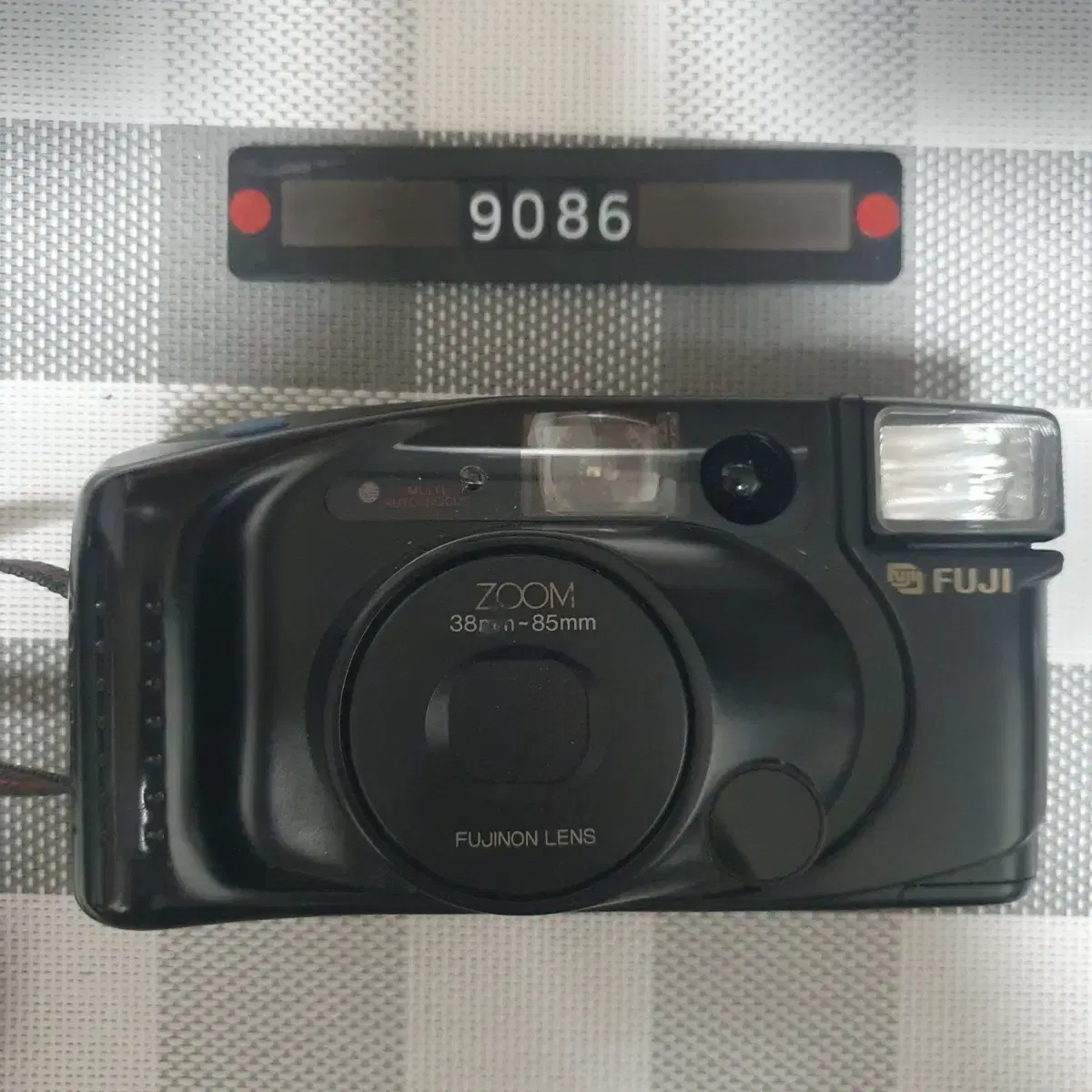 Fuji Zoom Cardia 900 DATE Film Camera