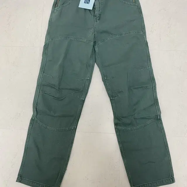 플라스틱프로덕트 MPa CALF POCKET PANTS 새제품 L사이즈