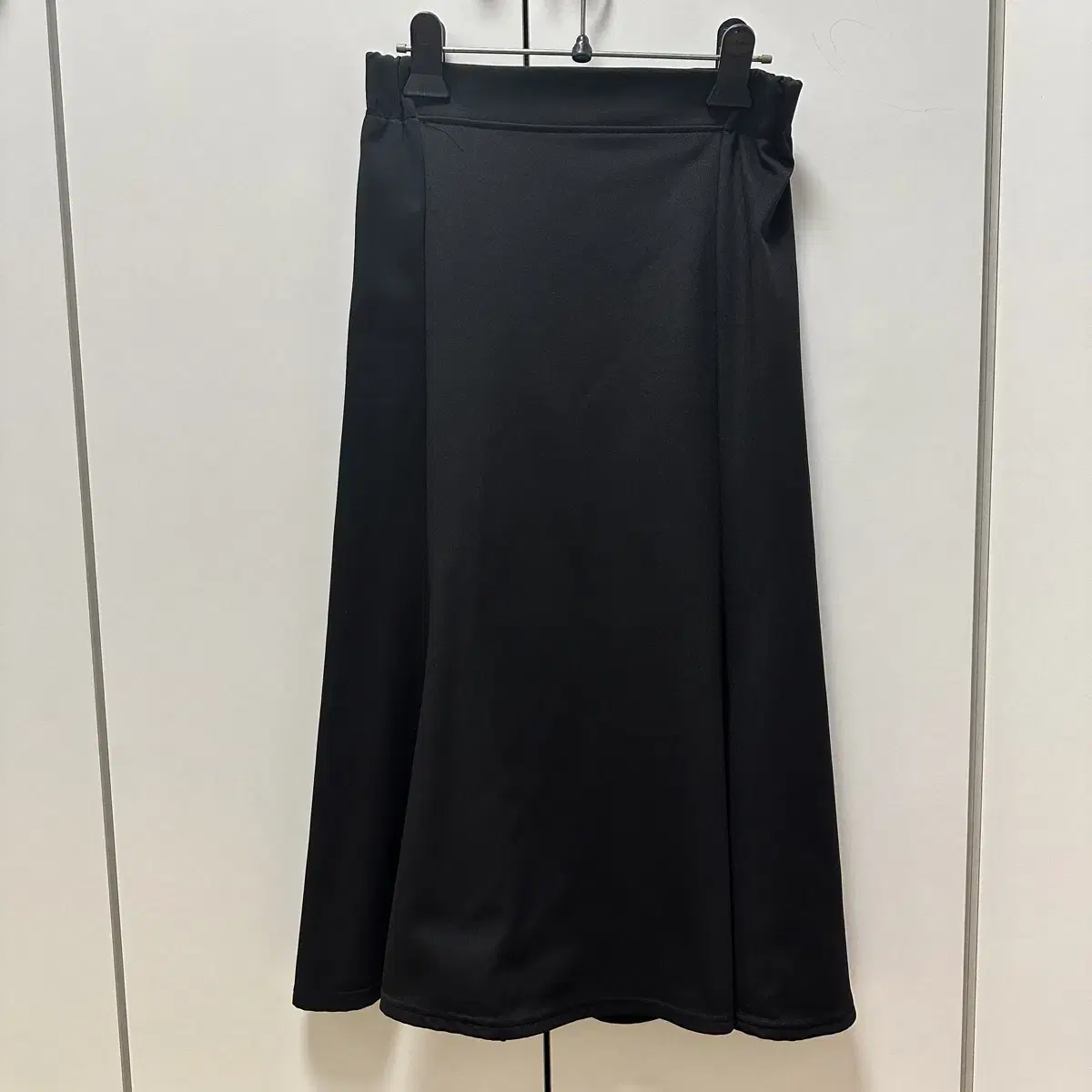 Mermaid Span Back Banding Skirt Black