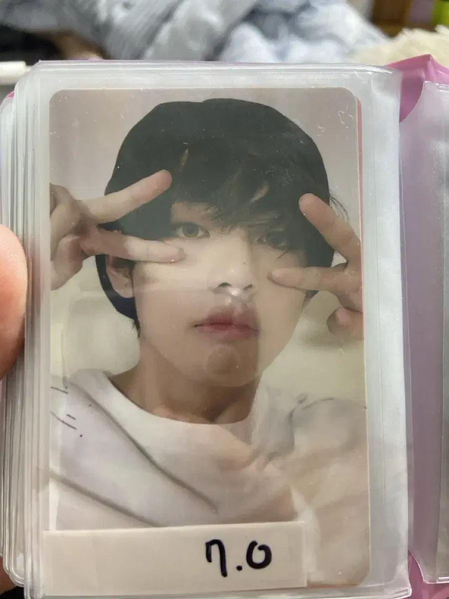 BTS v jungkook kim taehyung photocard Magic Shop