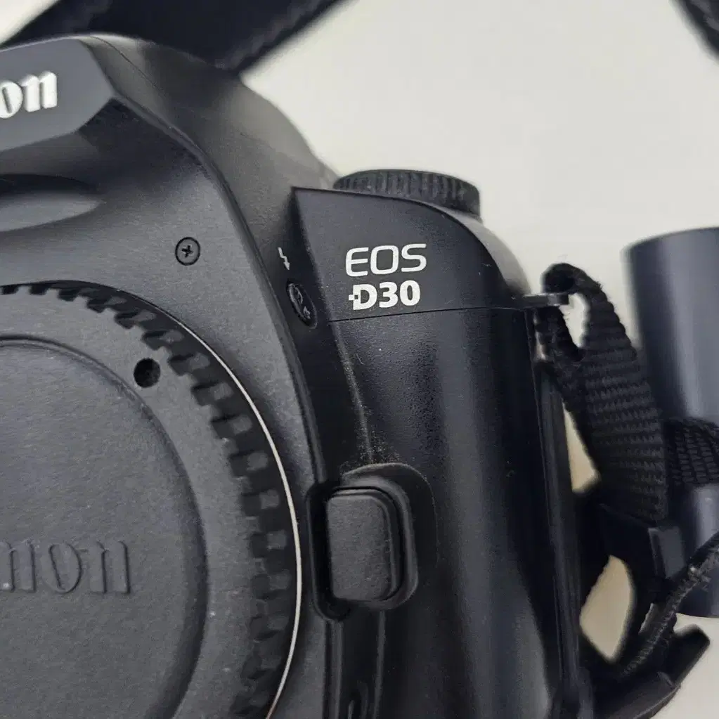 전국딱한대 진정한 엔틱 DSLR Canon eos D30 바디