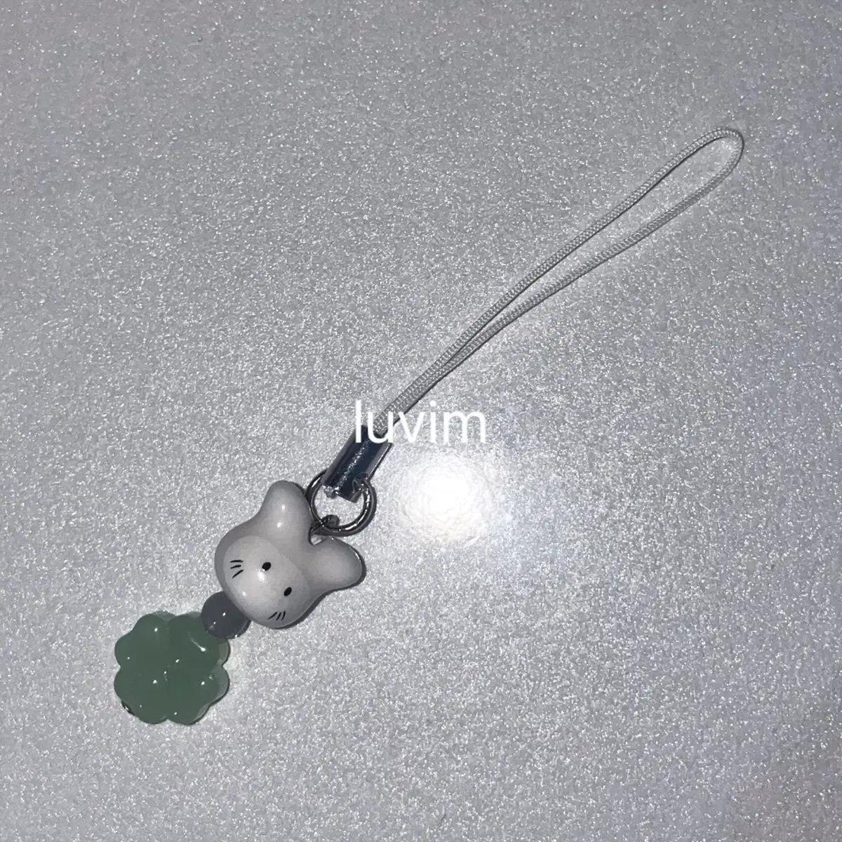 Handmade rabbit four-leaf clover lucky smartphone airpods sentimental keyring