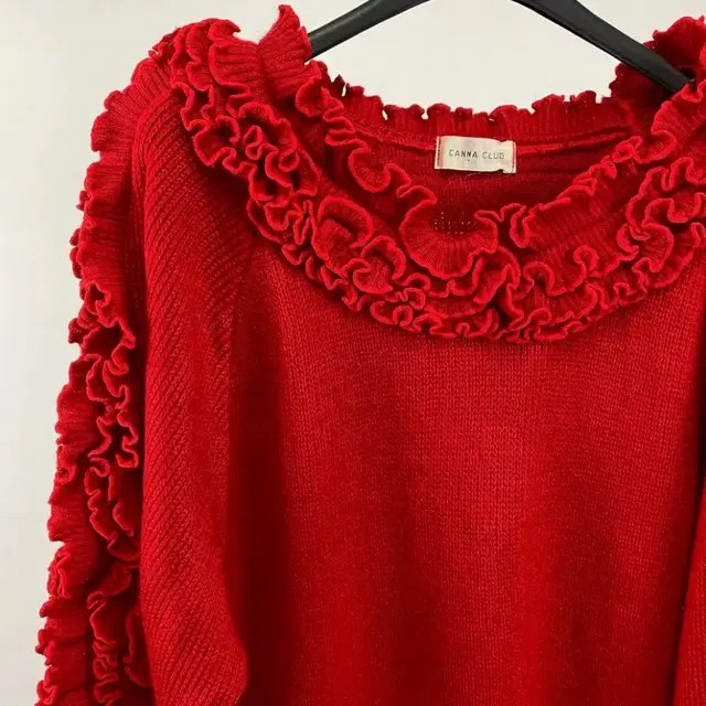 Red frill detail knit