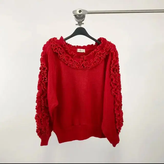 Red frill detail knit