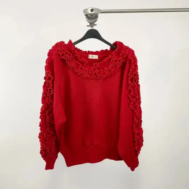 Red frill detail knit