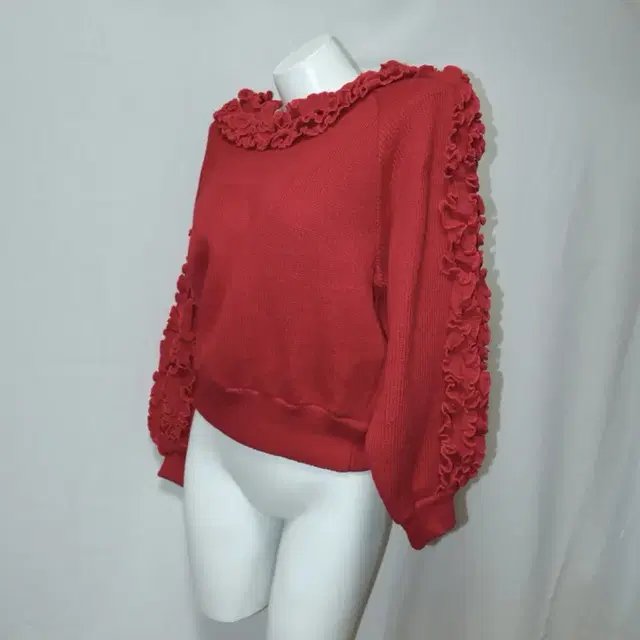 Red frill detail knit