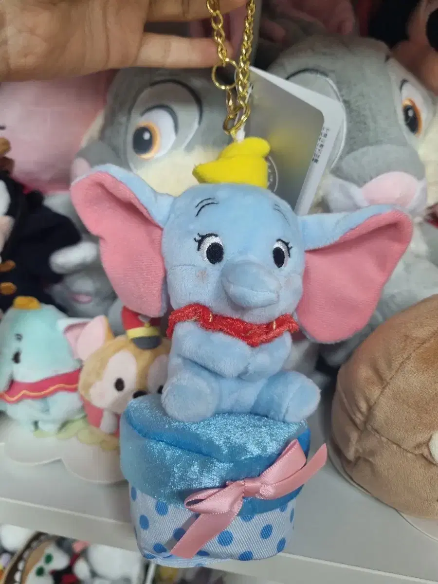 Disney Jumbo Accessory Locker doll Keyring