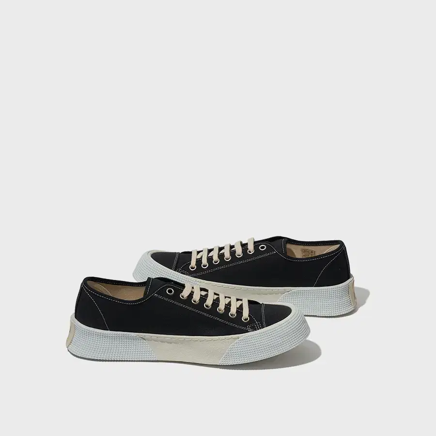 AMI sneakers EU40