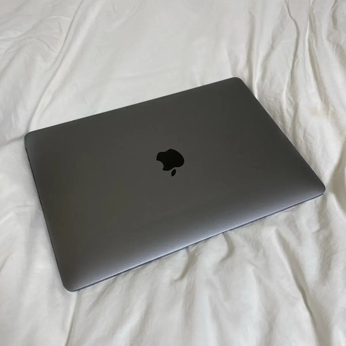 M1 MacBook Air Full-Optional Full-Box CTO 8-Core 2TB 16GB