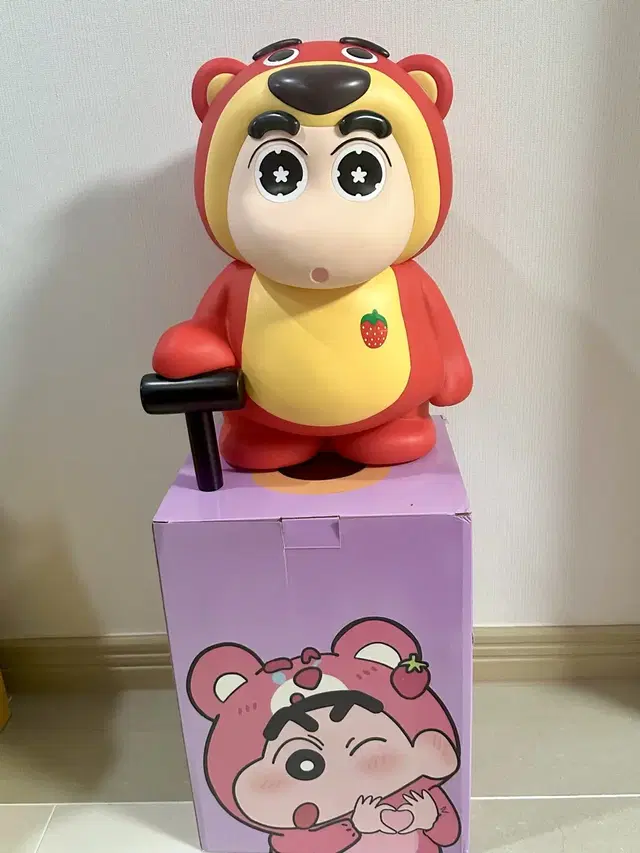 [새상품] 짱구 딸기곰 대형피규어 43cm