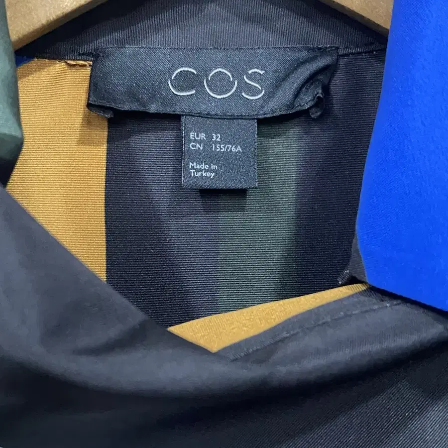 COS 코트